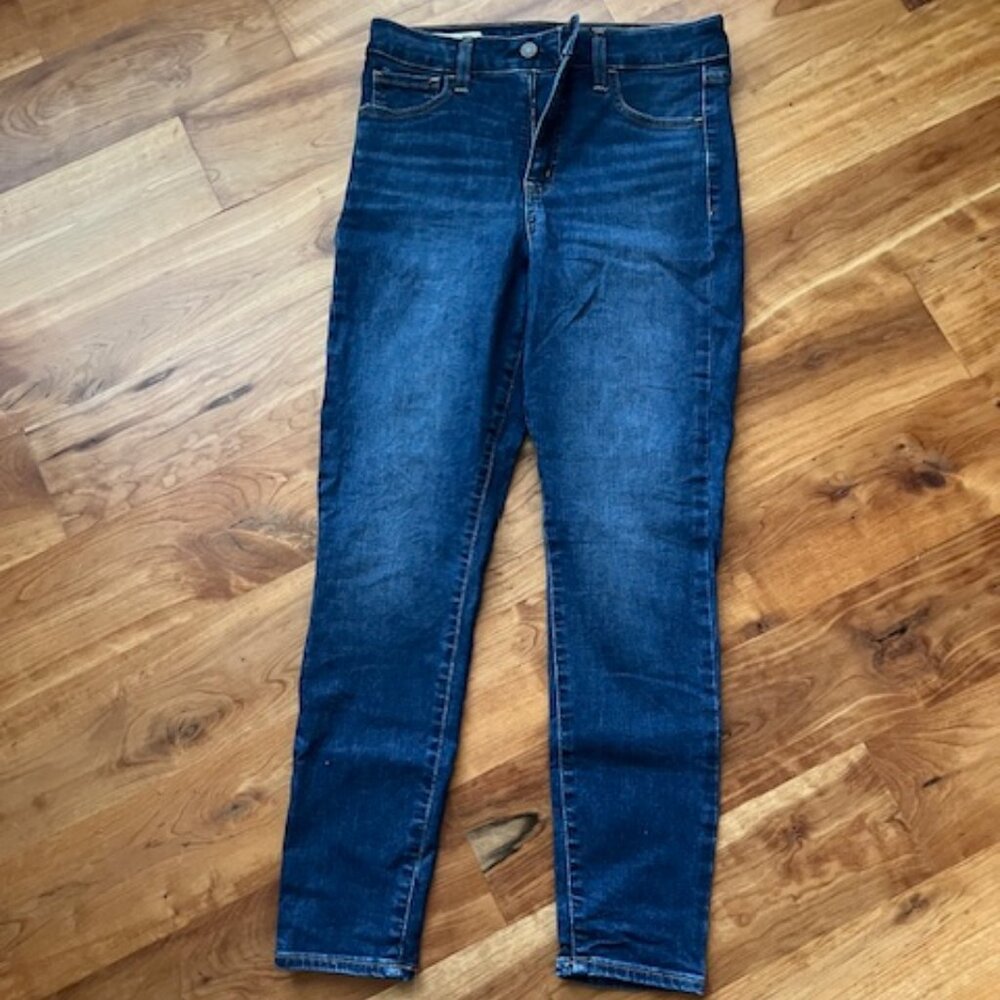 GAP univeral high rise jegging